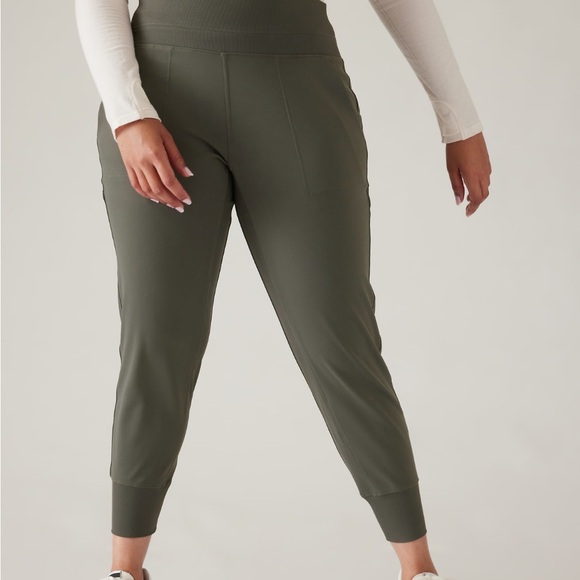 Athleta Venice Jogger - Picture 3 of 13